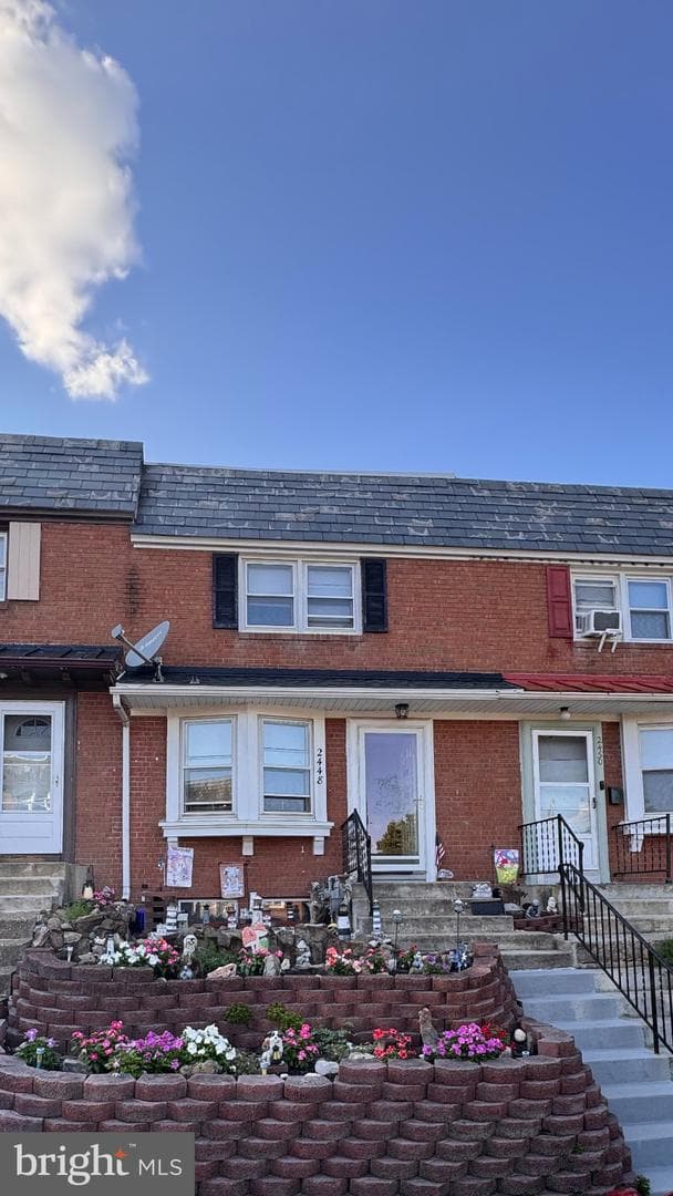 2448 Duke Street photo 1