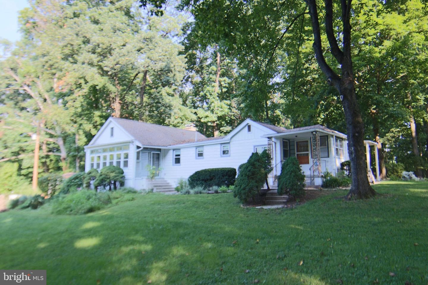 5652 Union Deposit Road photo 1