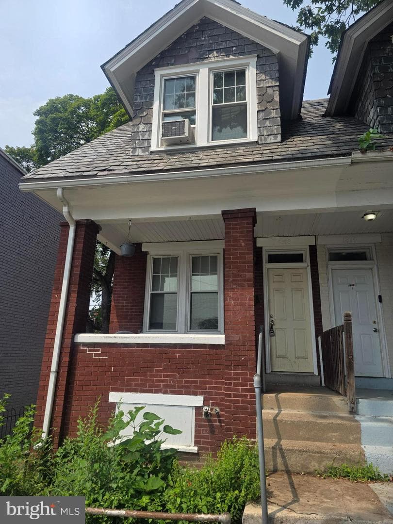 1808 Chestnut Street photo 1