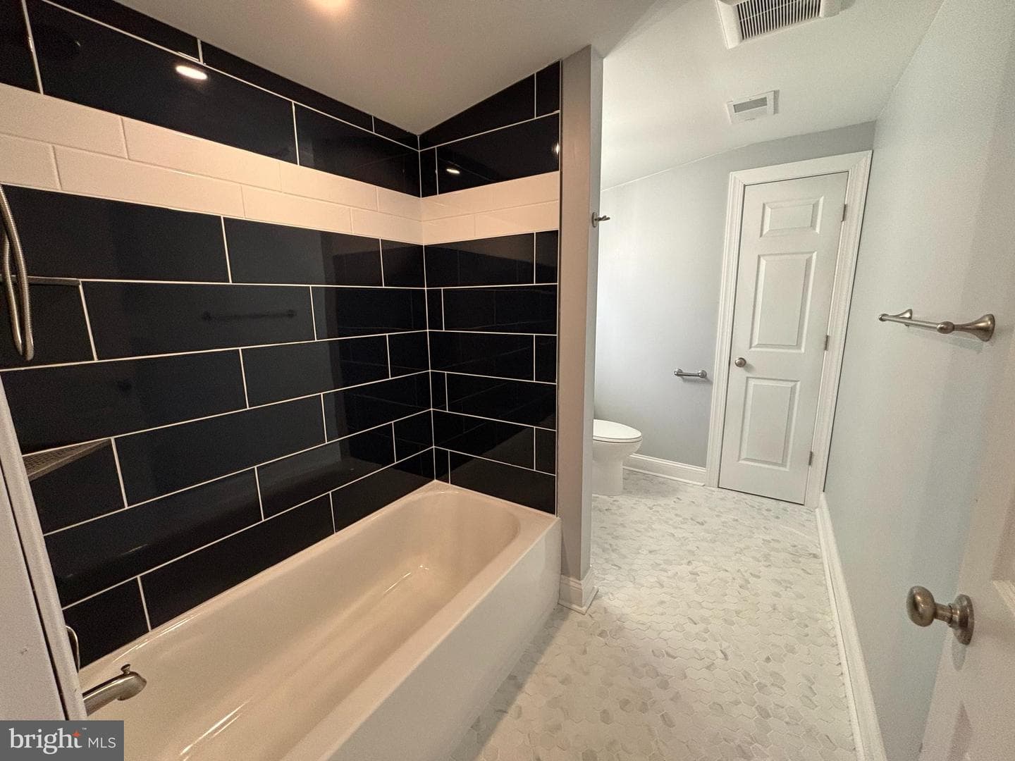 701 Hemlock Road photo 31