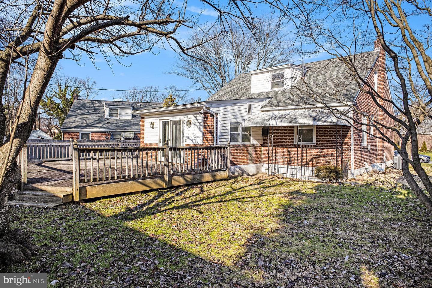 312 Pinecrest Road photo 7