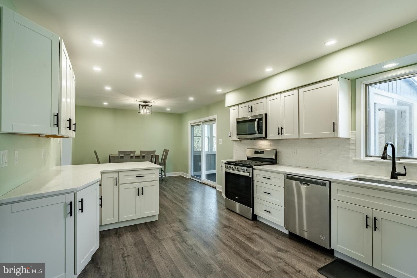 128 Belmont Drive photo 14