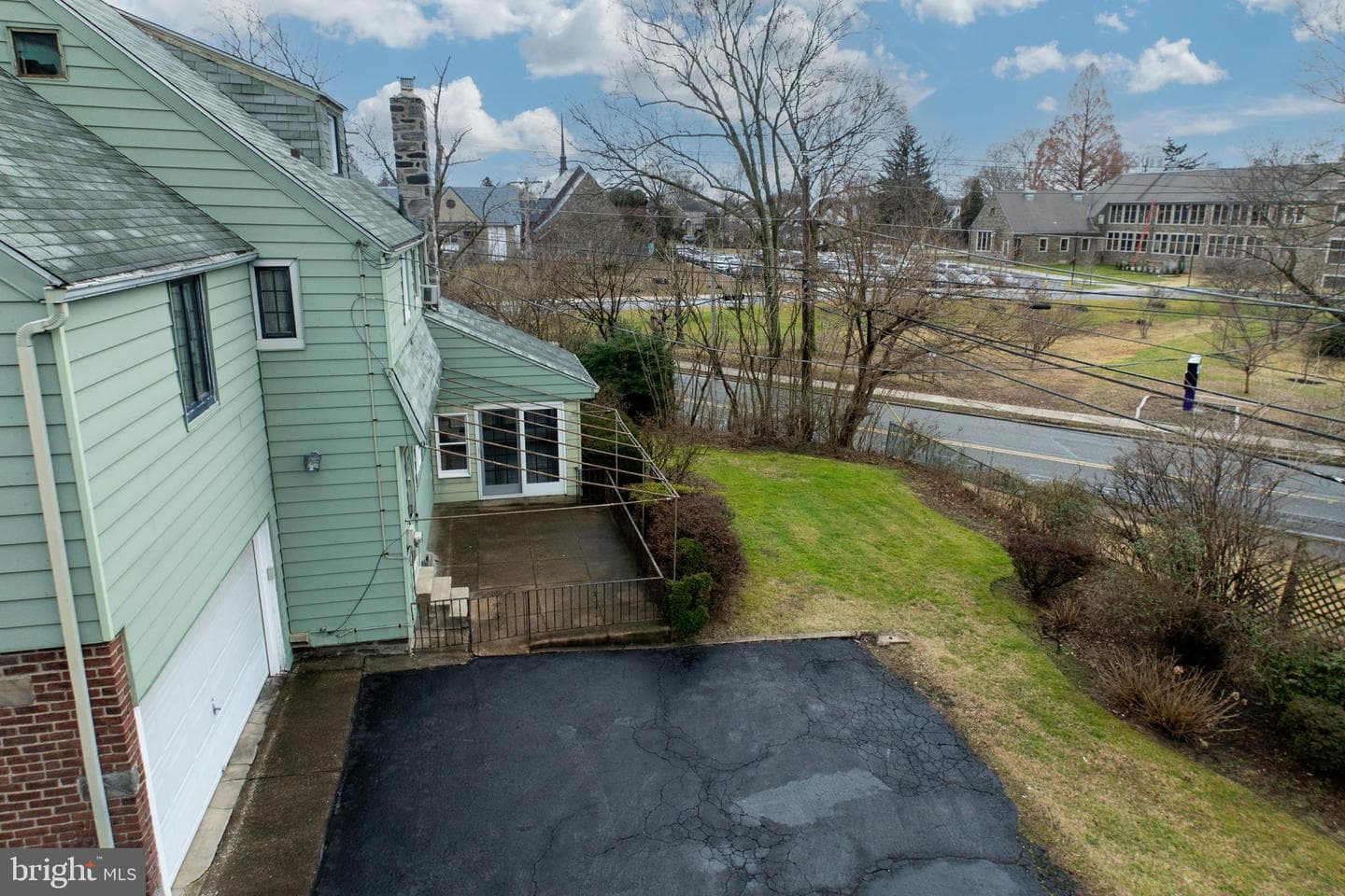 1030 Blythe Avenue photo 33