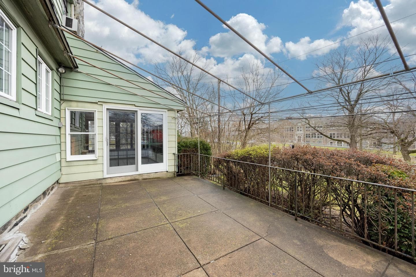 1030 Blythe Avenue photo 9