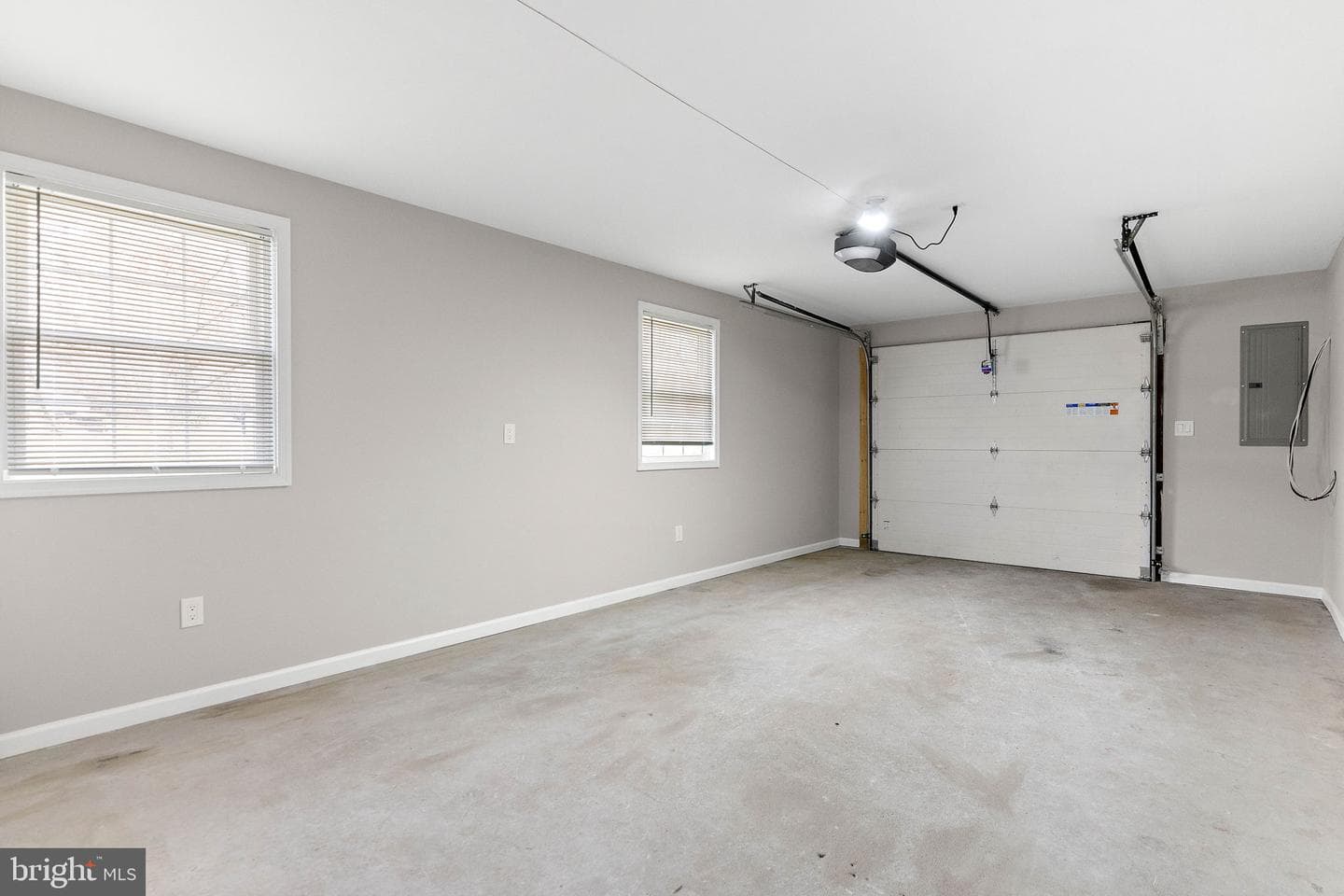 1770 Hillcrest Lane photo 18