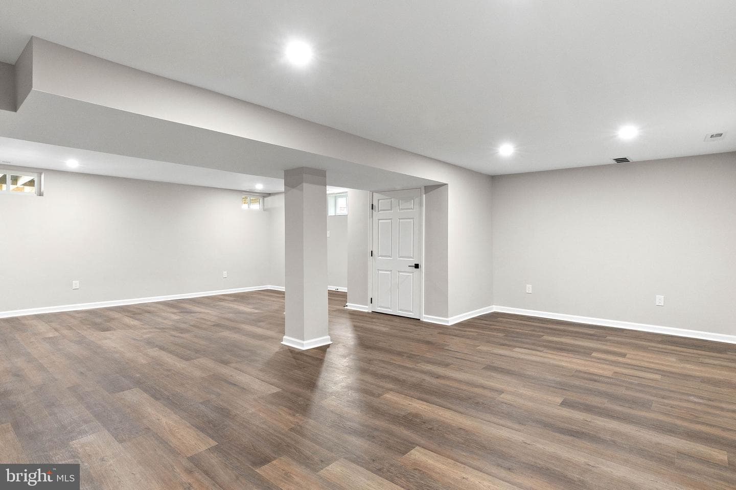1770 Hillcrest Lane photo 26
