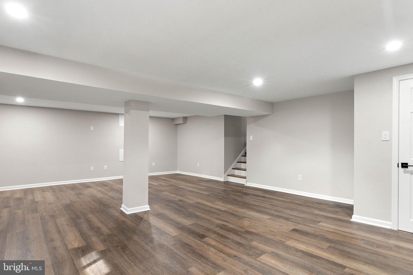 1770 Hillcrest Lane photo 27