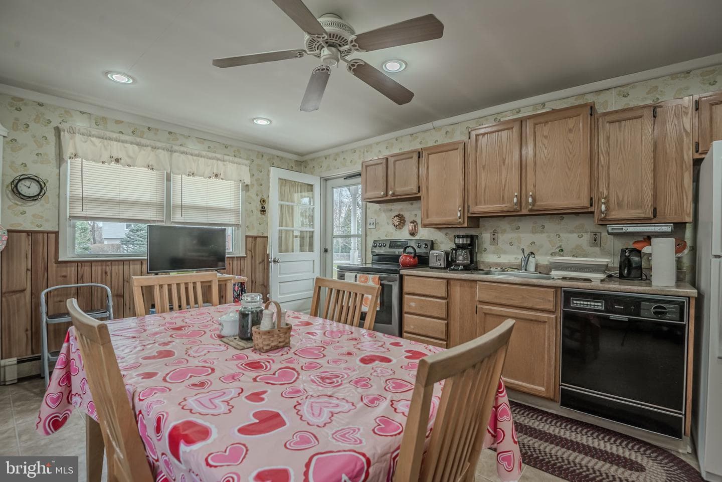 2123 Norton Avenue photo 16
