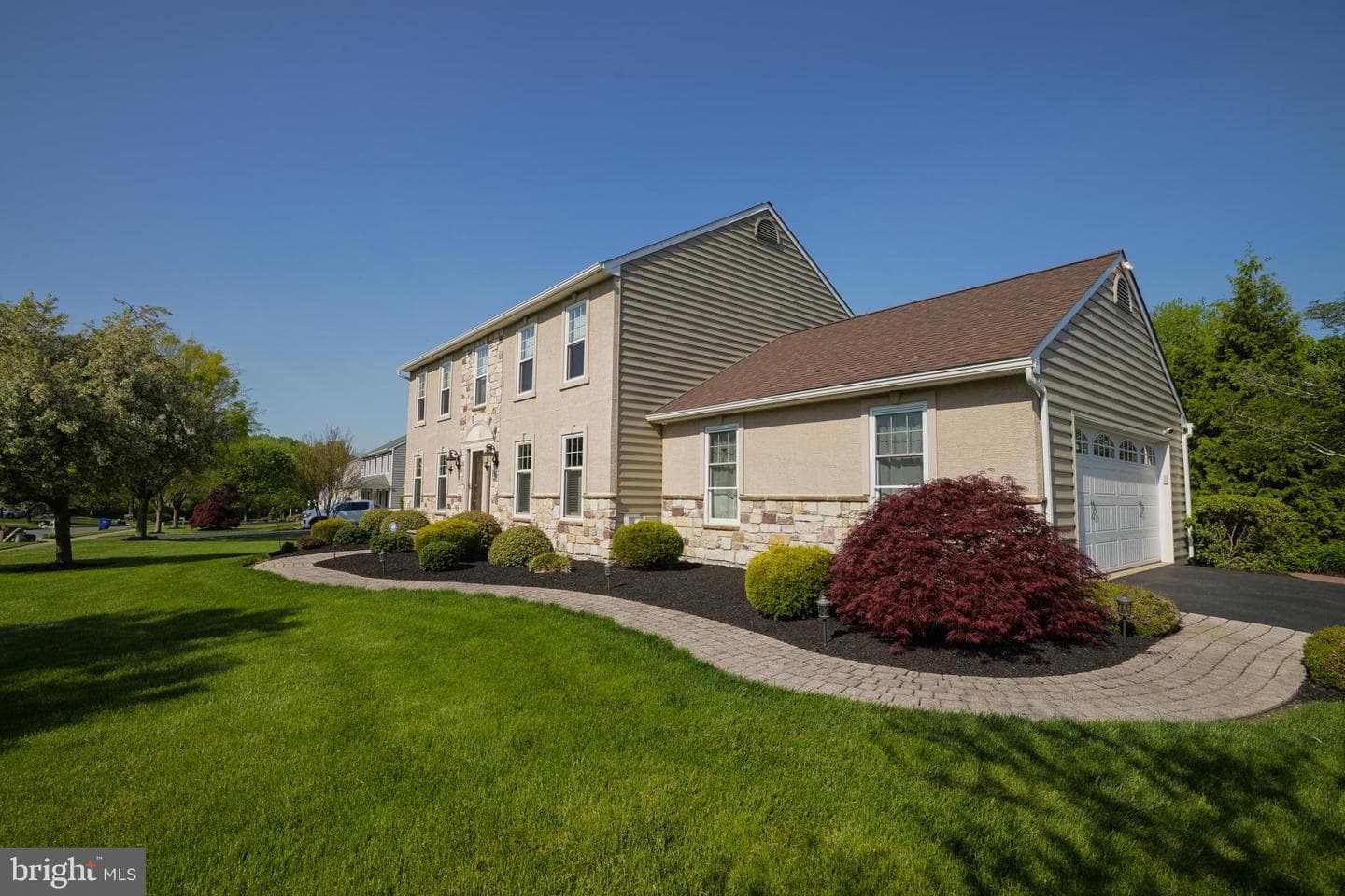 929 Mayfield Lane photo 3
