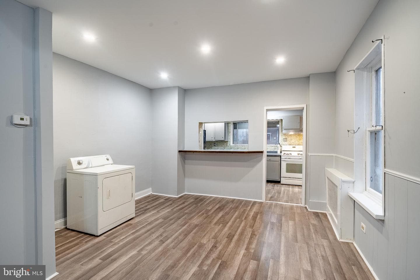 322 Moore Street photo 12