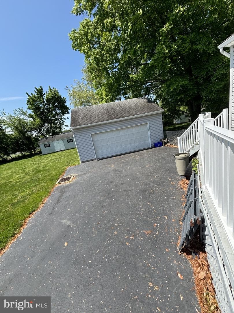 4848 Shepherd Street photo 38