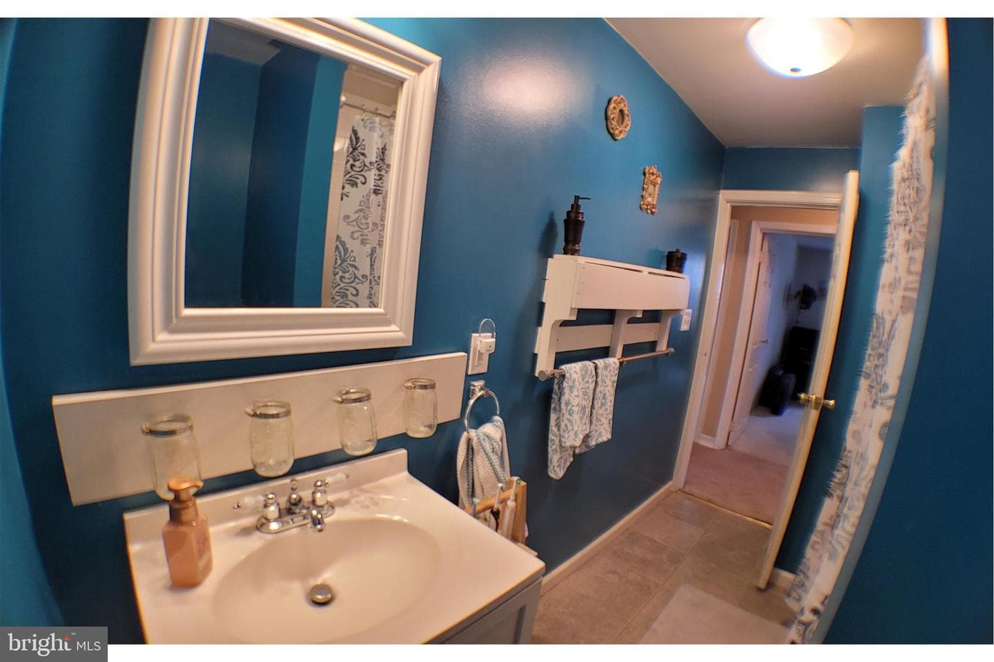 77 Florence Avenue photo 7