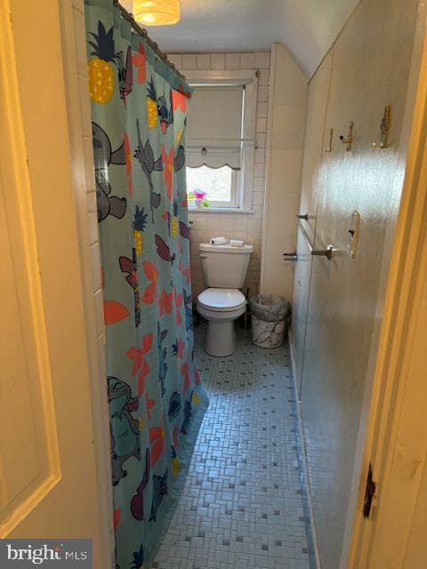 2245 Chichester Avenue photo 13