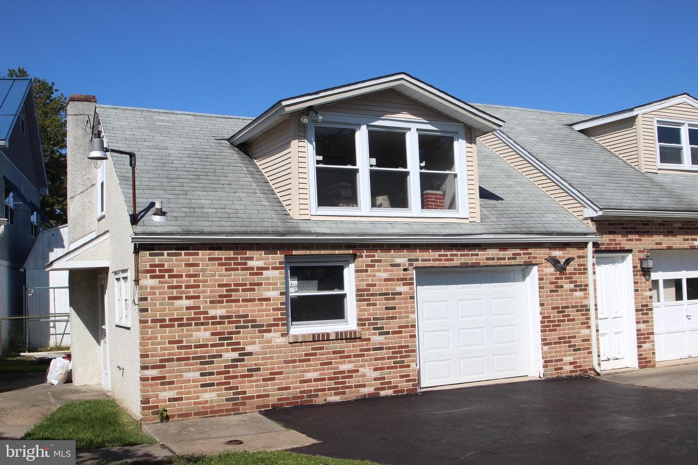 2245 Chichester Avenue photo 20