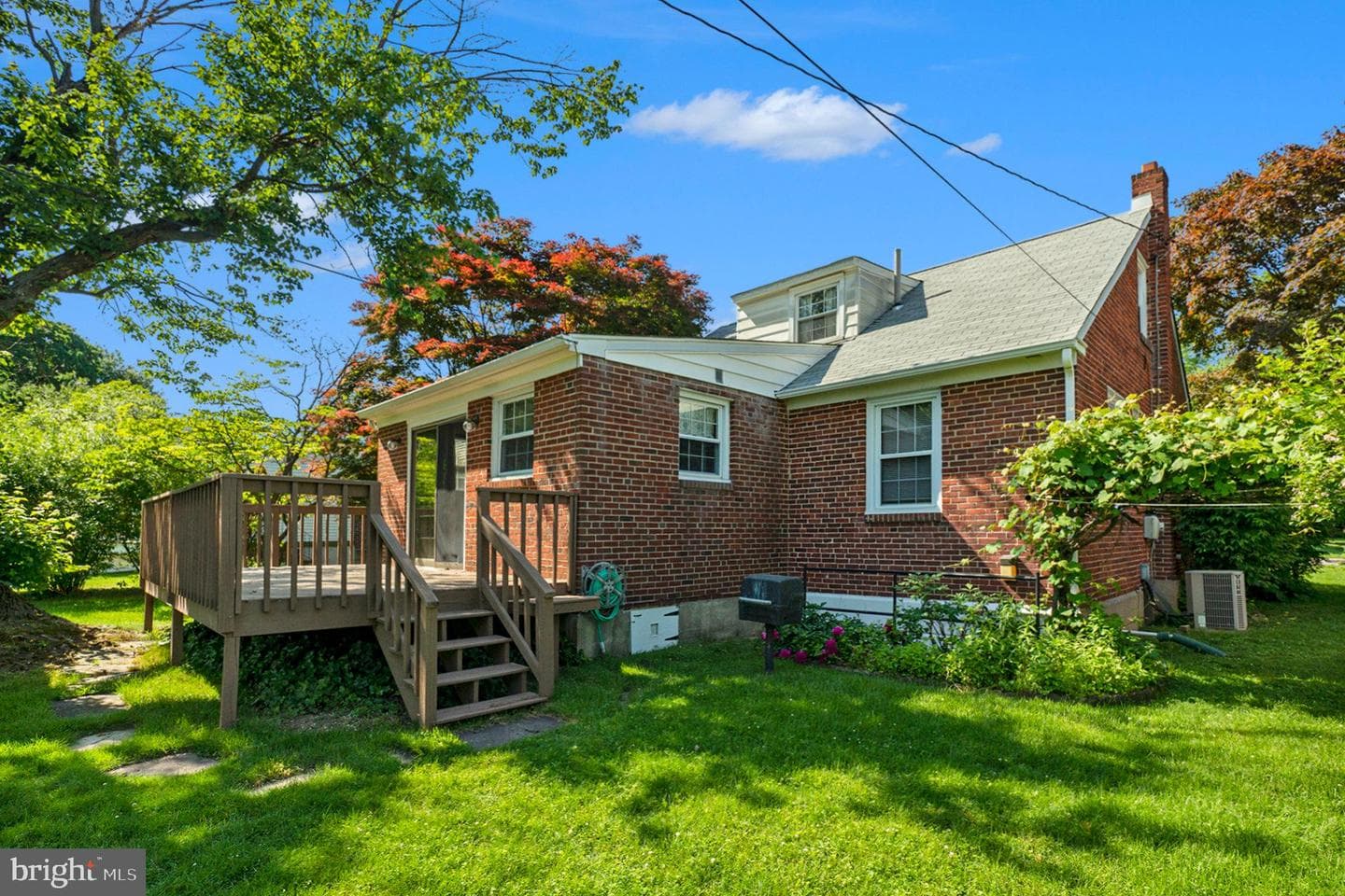 440 Kent Road photo 2
