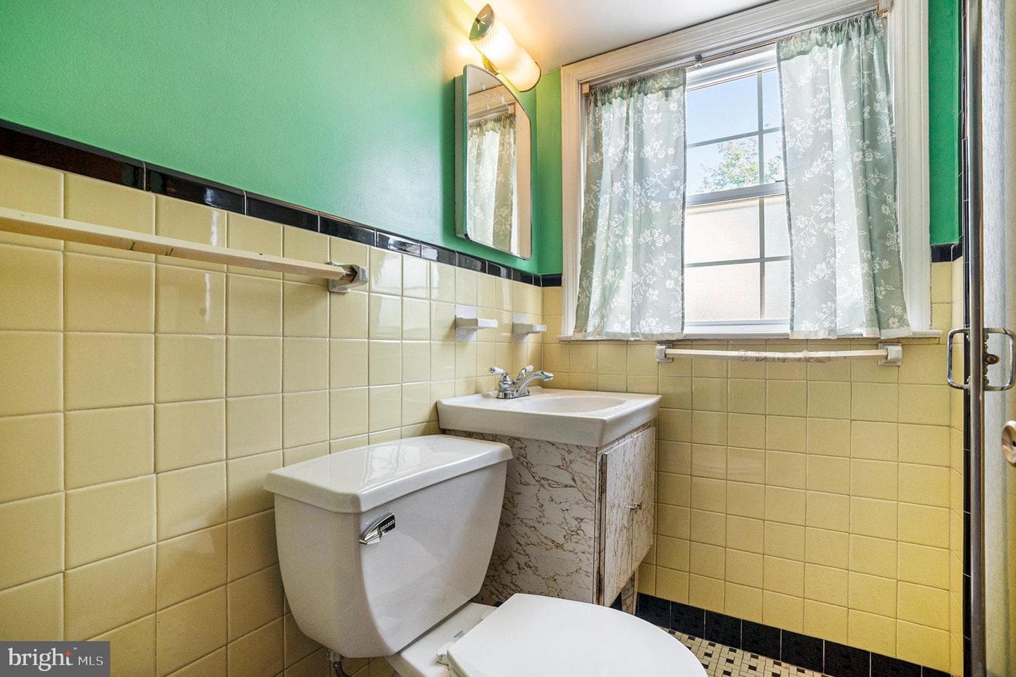 440 Kent Road photo 20