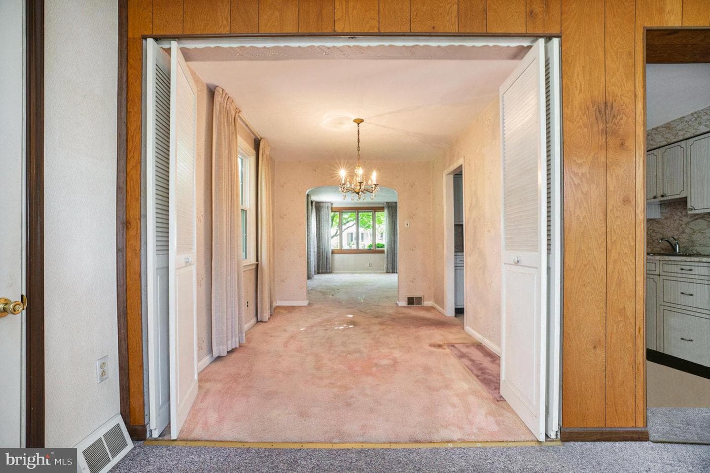 440 Kent Road photo 6