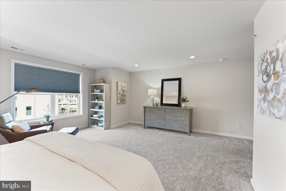 104 Kennedy Drive photo 20
