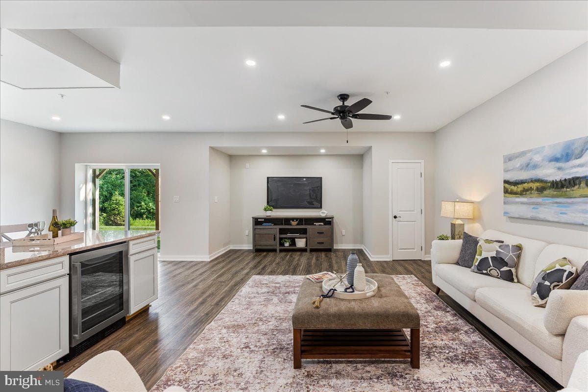 104 Kennedy Drive photo 32