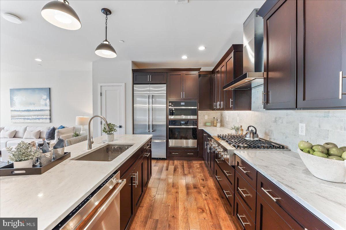 104 Kennedy Drive photo 5