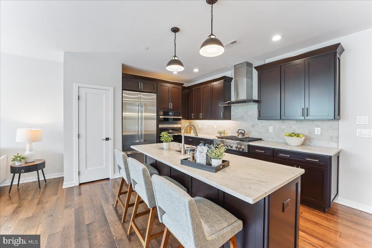 104 Kennedy Drive photo 6