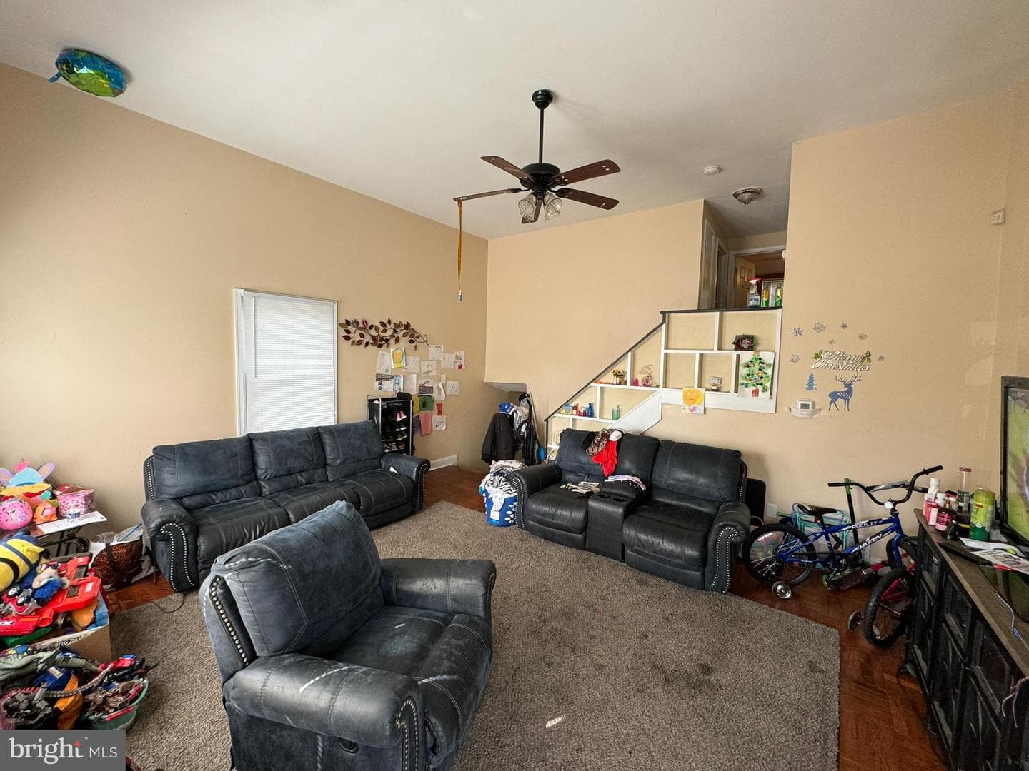1541 Yates Avenue photo 5