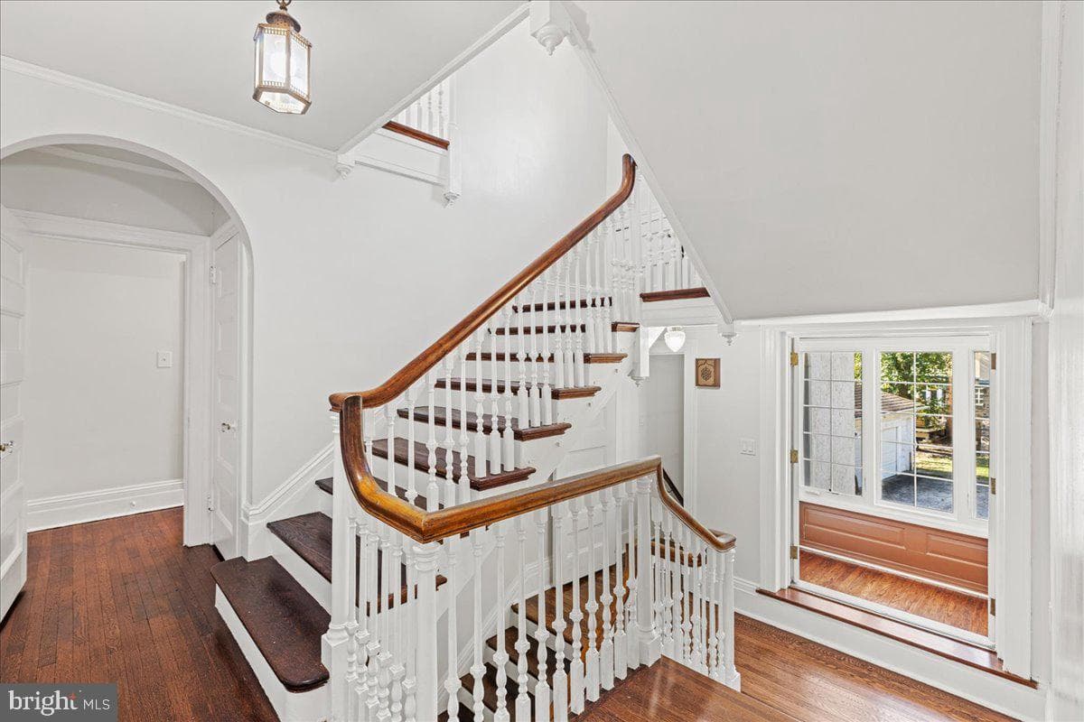 14 N Swarthmore Avenue photo 18