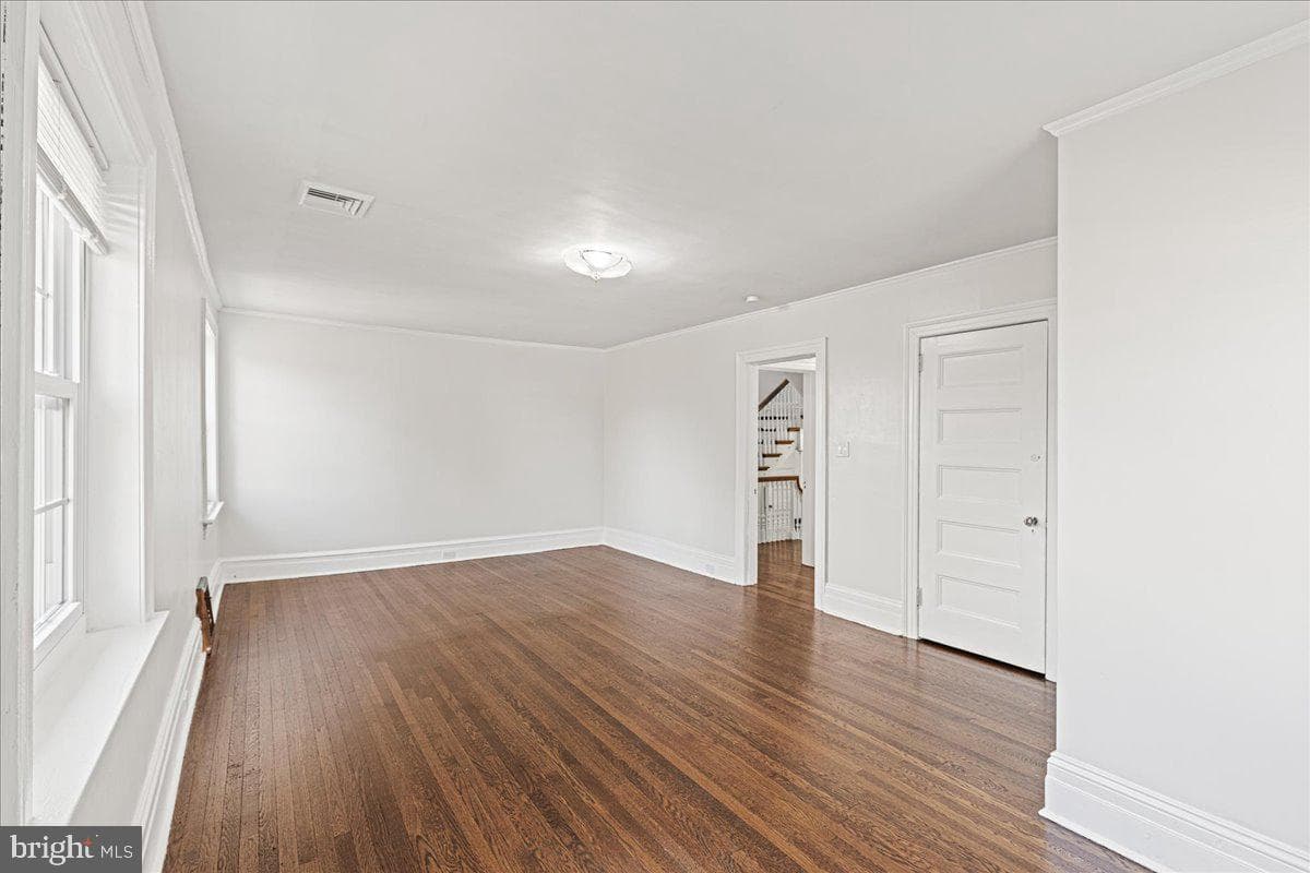 14 N Swarthmore Avenue photo 21