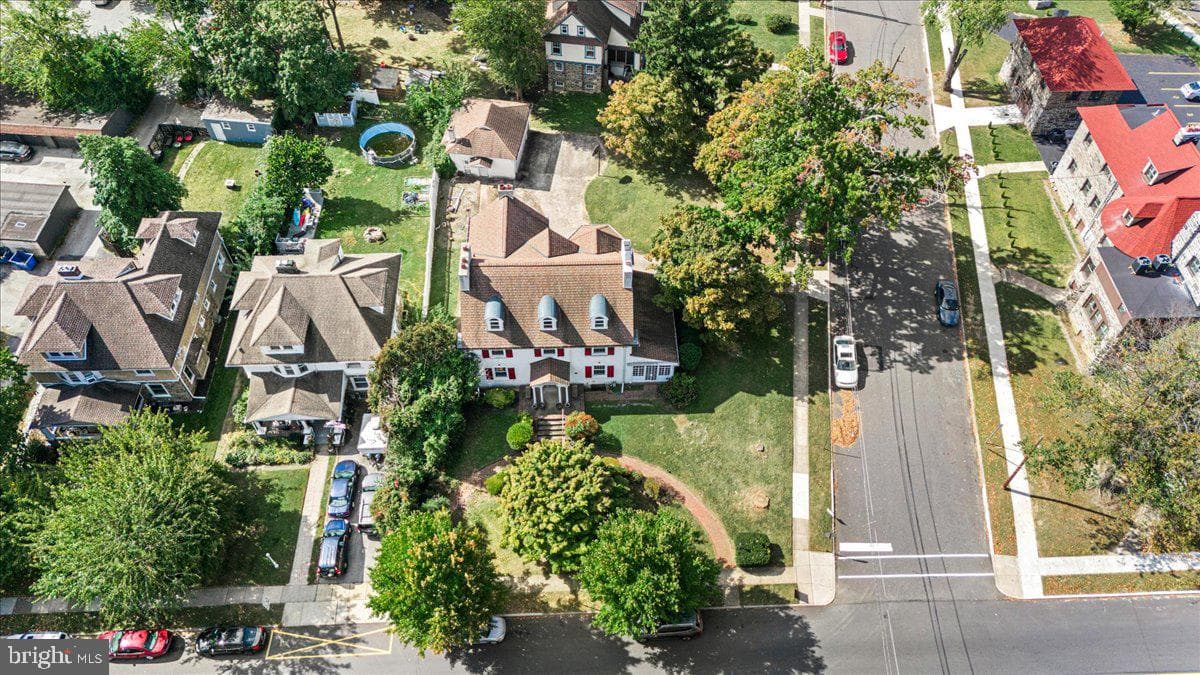 14 N Swarthmore Avenue photo 47