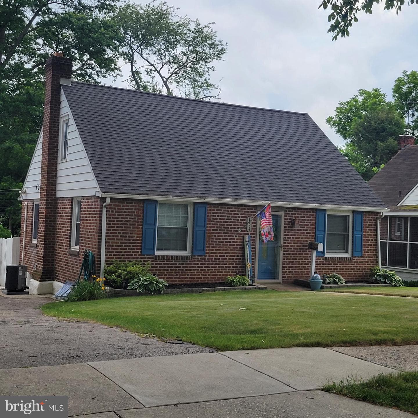 154 Taylor Avenue photo 1