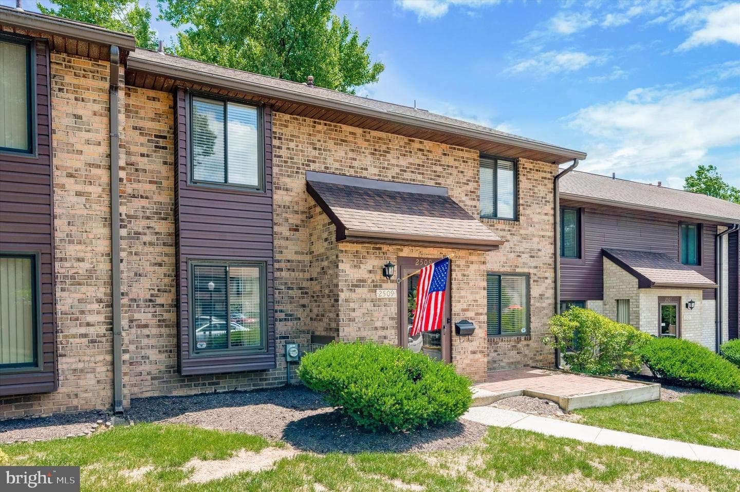 2509 Red Oak Circle #2509-A photo 3