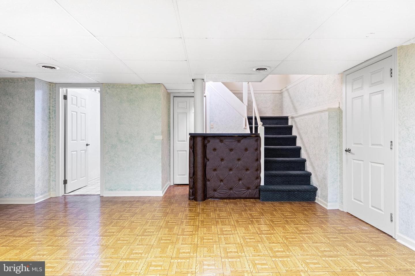 112 Trianon Lane photo 36