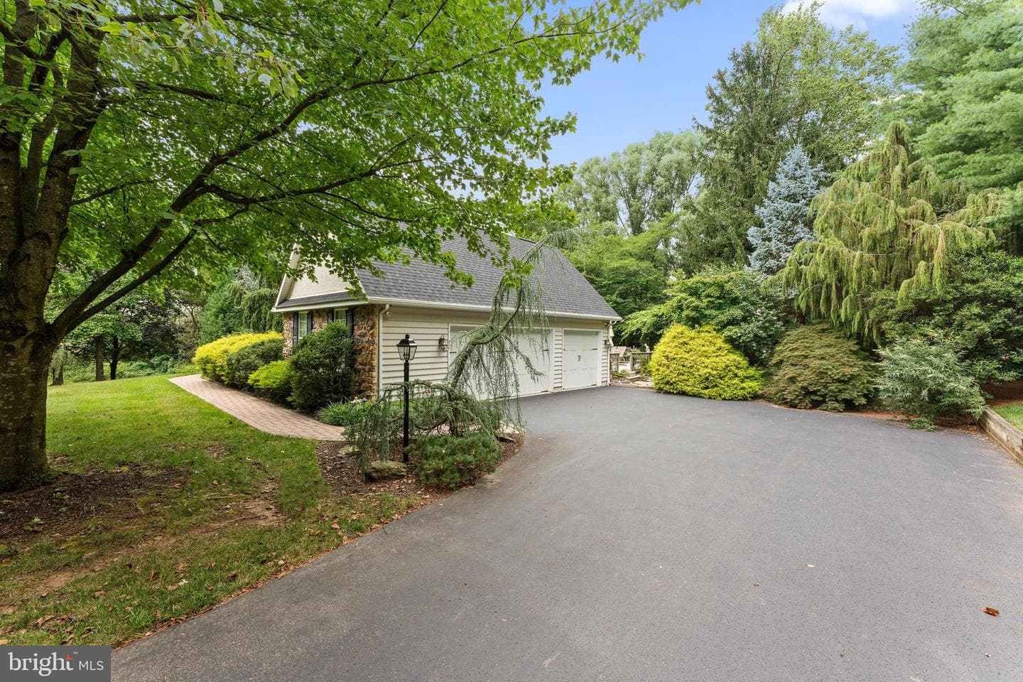 108 Willowburn Road photo 44