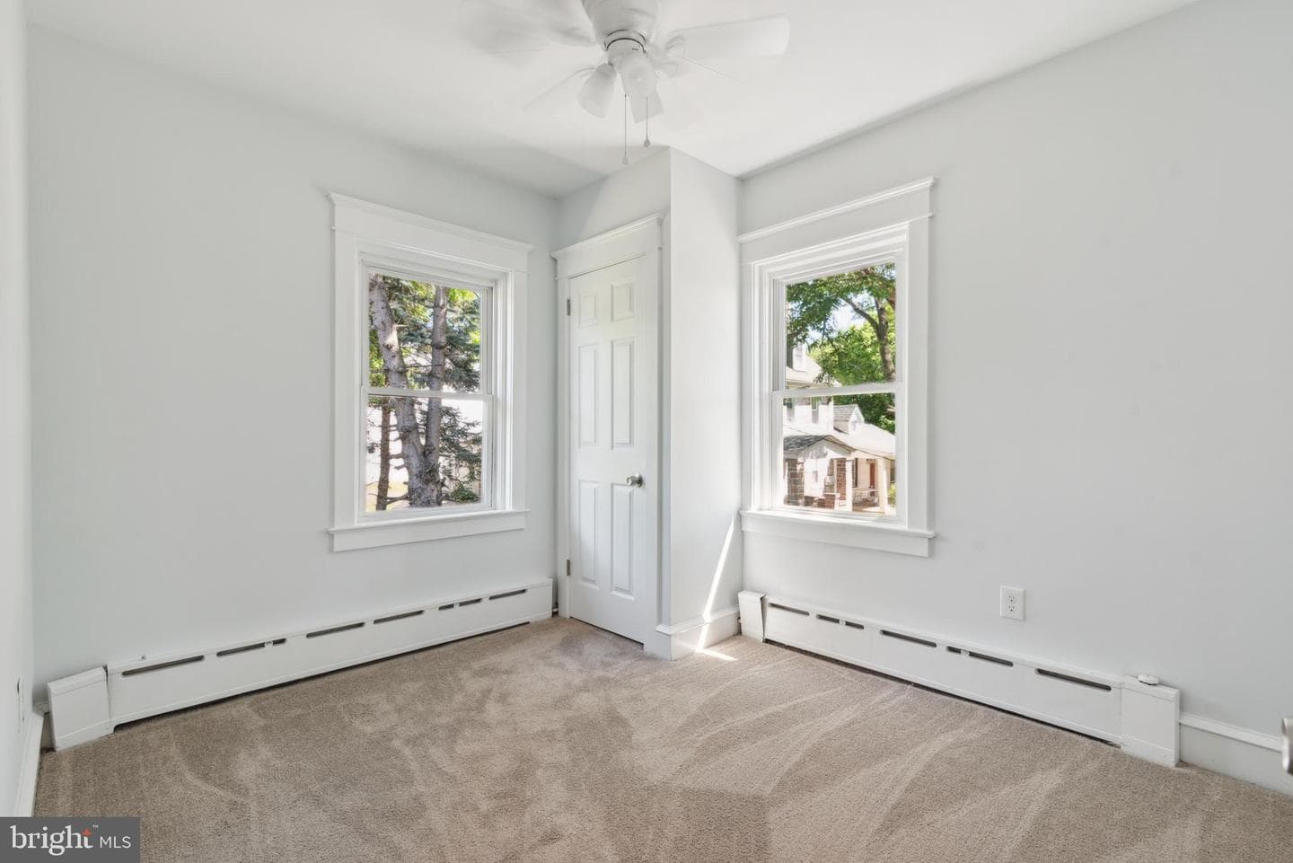 3933 Dennison Avenue photo 14