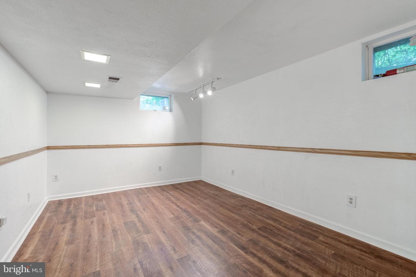 495 Cricket Lane photo 36