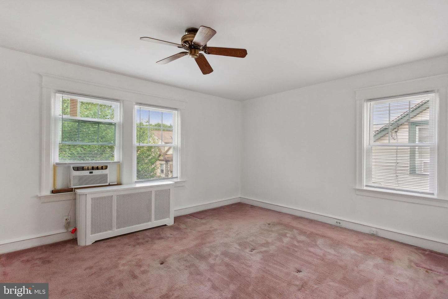 115 Wilson Avenue photo 21