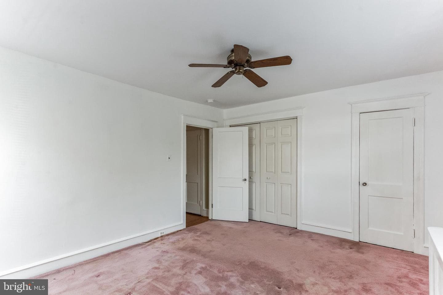 115 Wilson Avenue photo 24