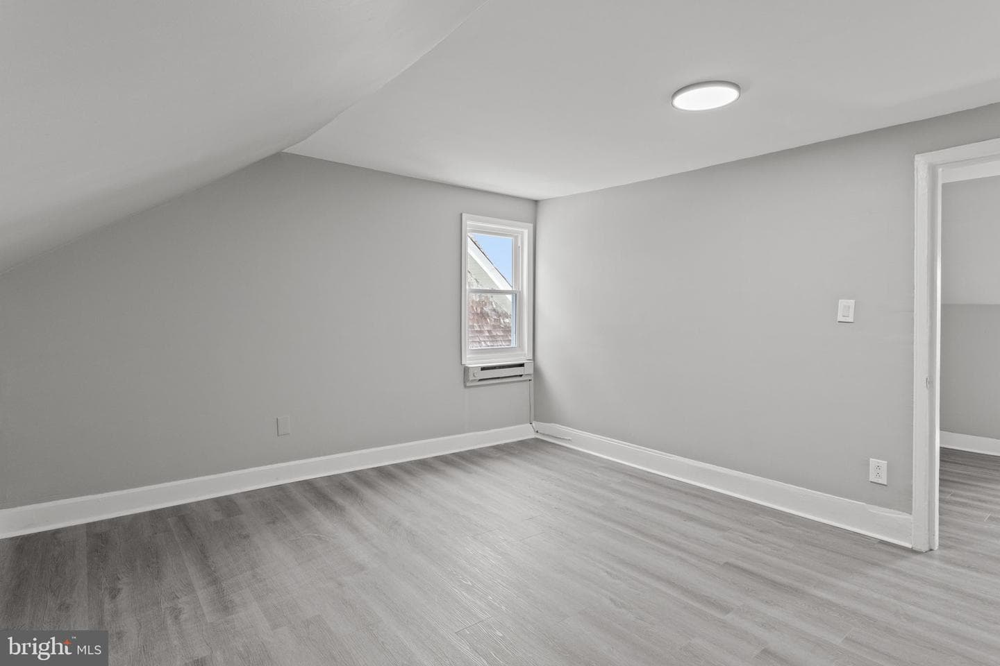 224 S 3rd Street photo 26