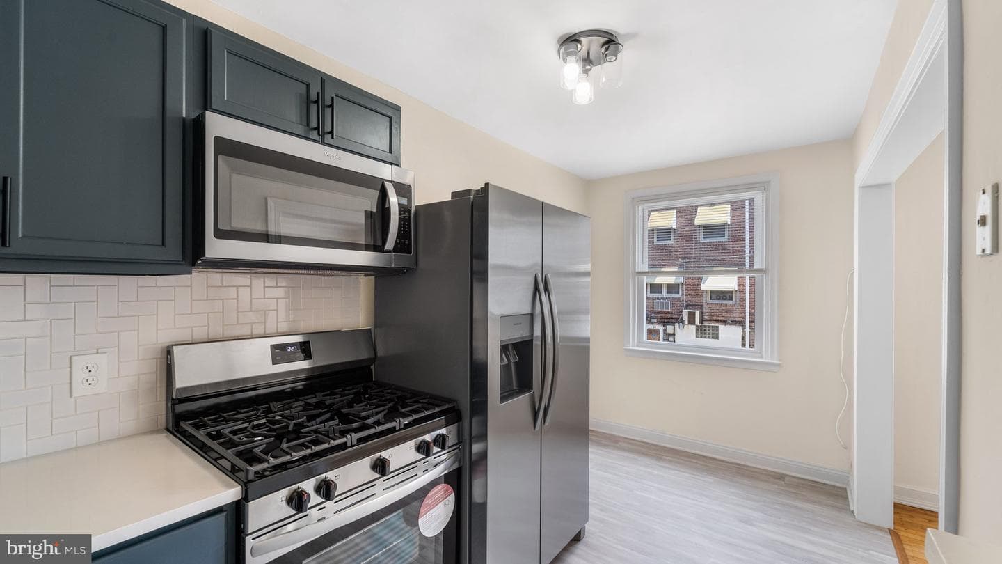 27 King Avenue photo 10