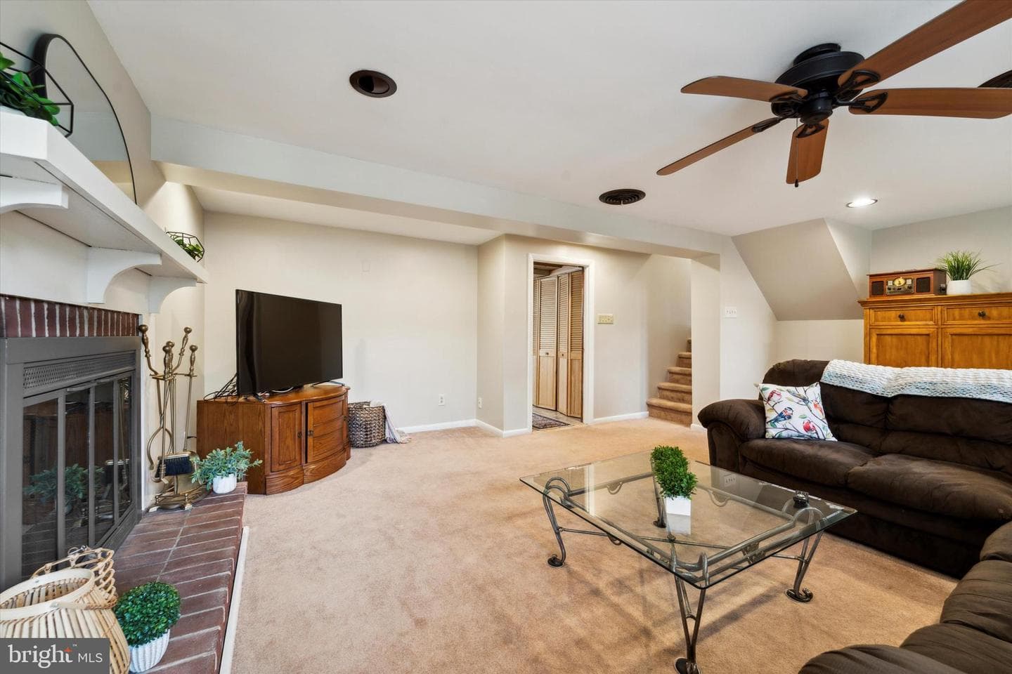 2947 Eastburn Avenue photo 10