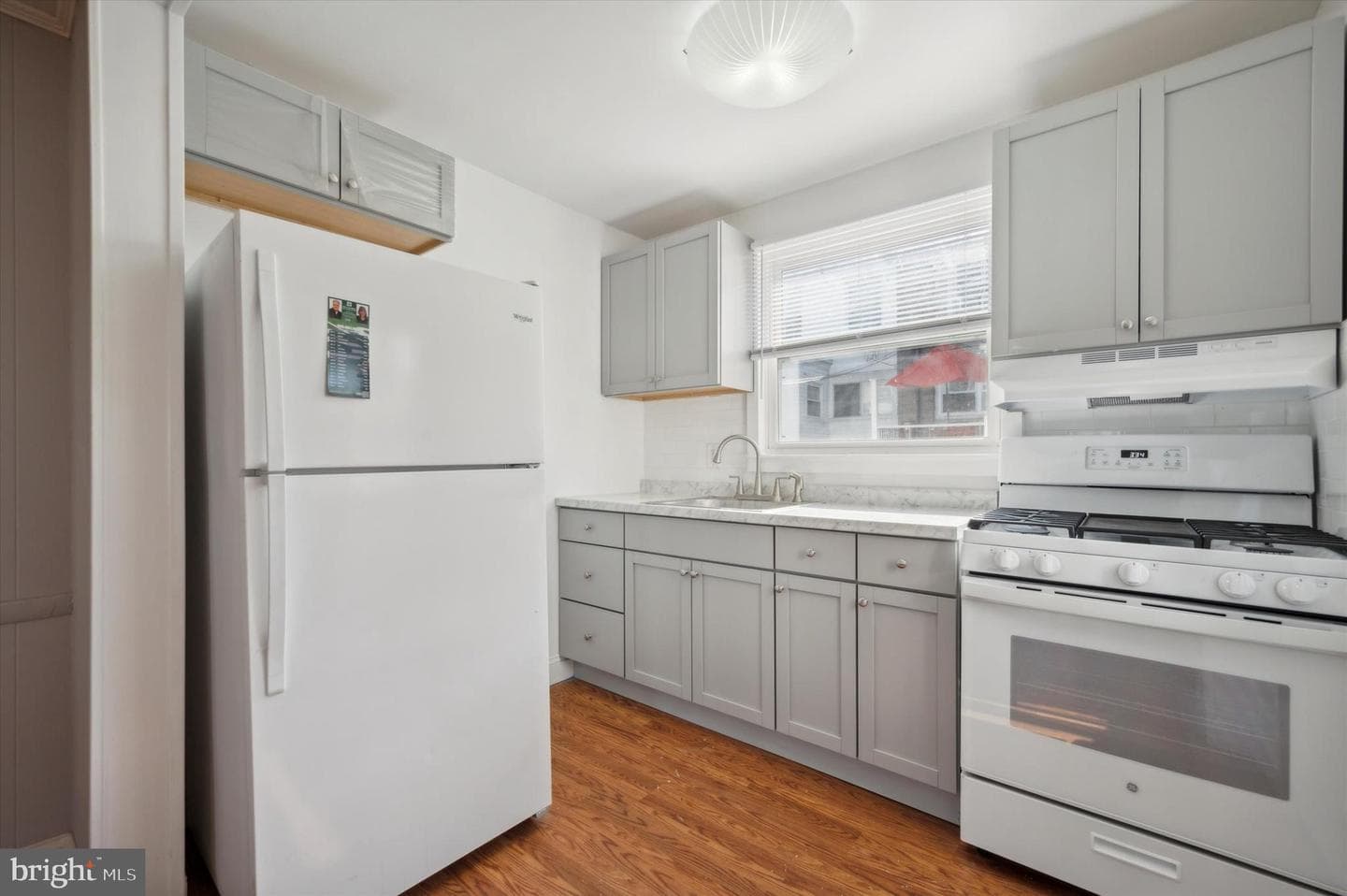 520 Woodcliffe Road photo 9