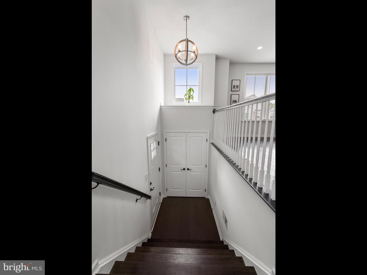 3047 Marias Way photo 3