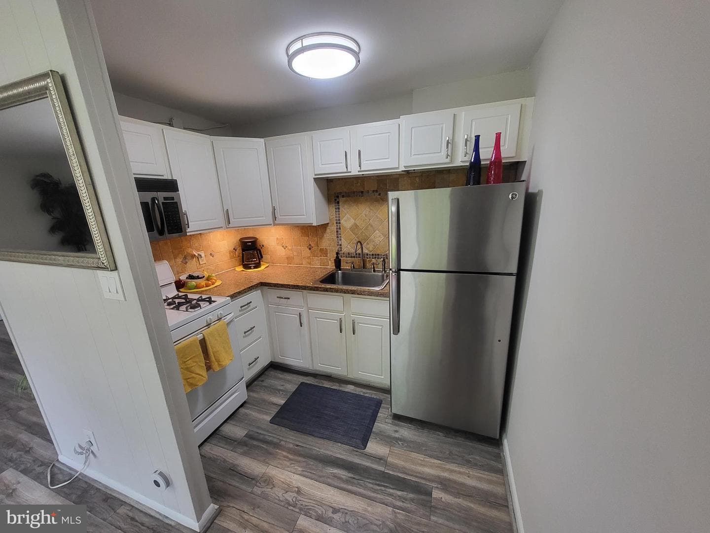 100 E Glenolden Avenue #E-16 photo 11