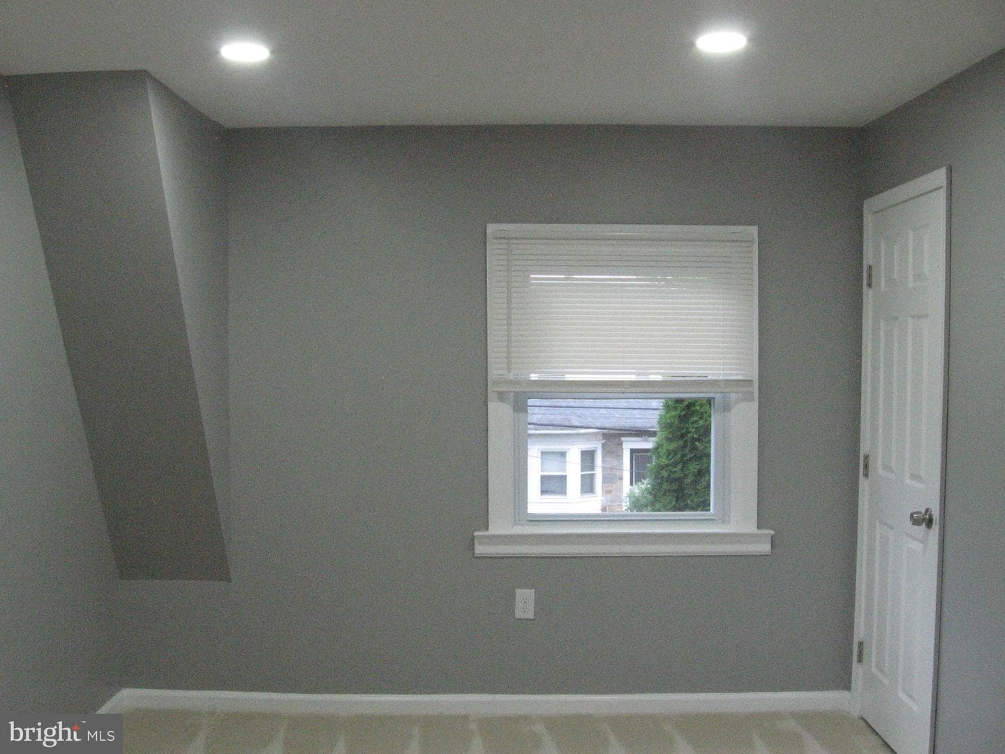 200 W Mowry Street photo 23
