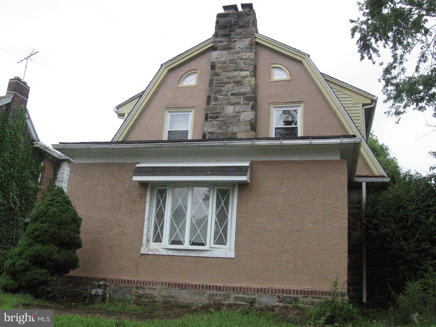 200 W Mowry Street photo 3