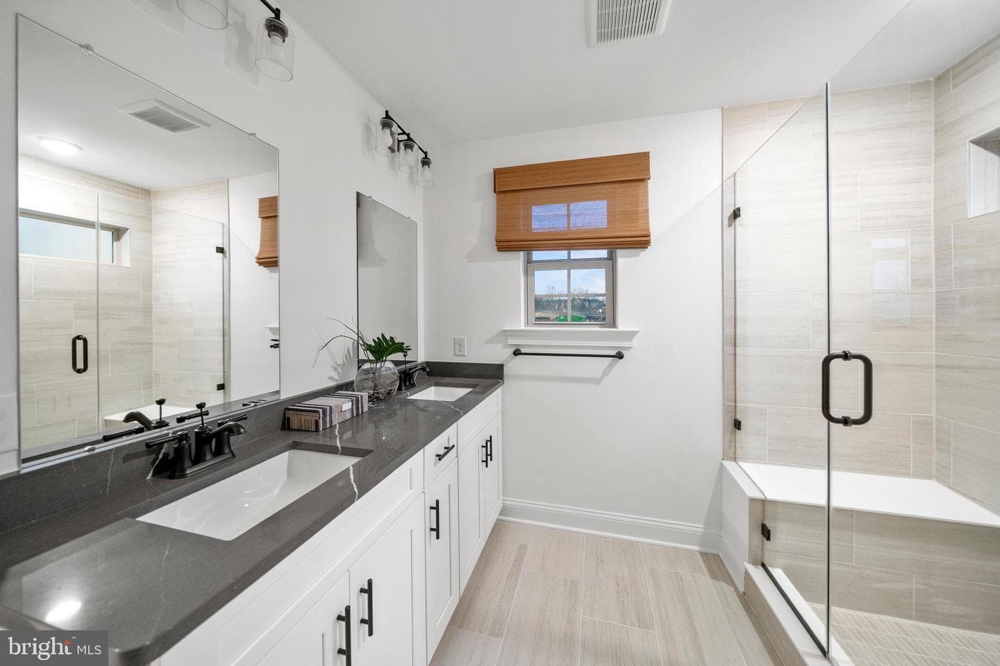220 N Buck Tavern Way photo 16