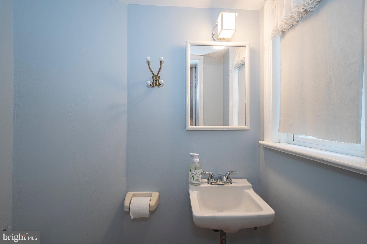 34 Schoolhouse Lane photo 13