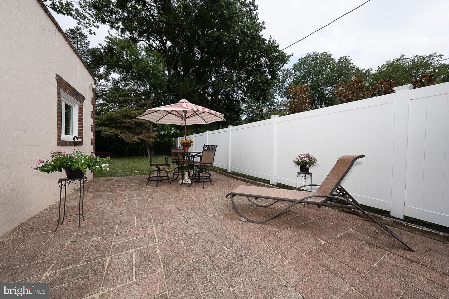 34 Schoolhouse Lane photo 24