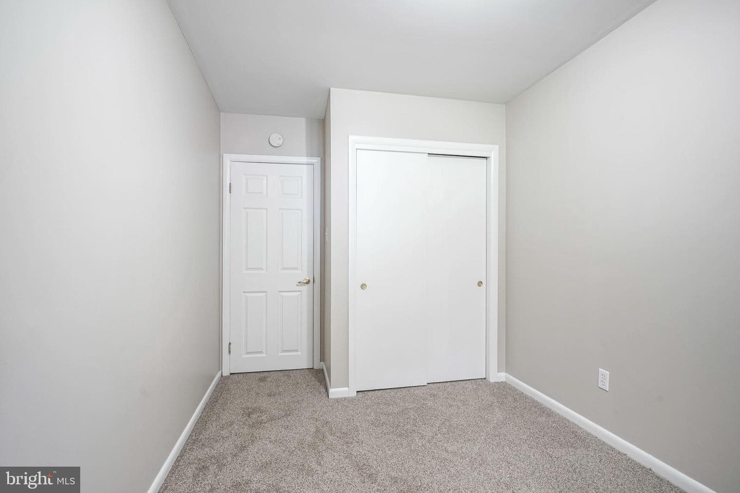 27 W Rodgers Street photo 14