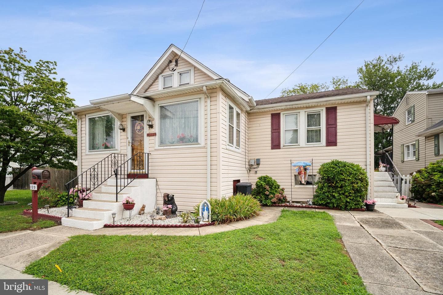 129 Bartram Avenue photo 1